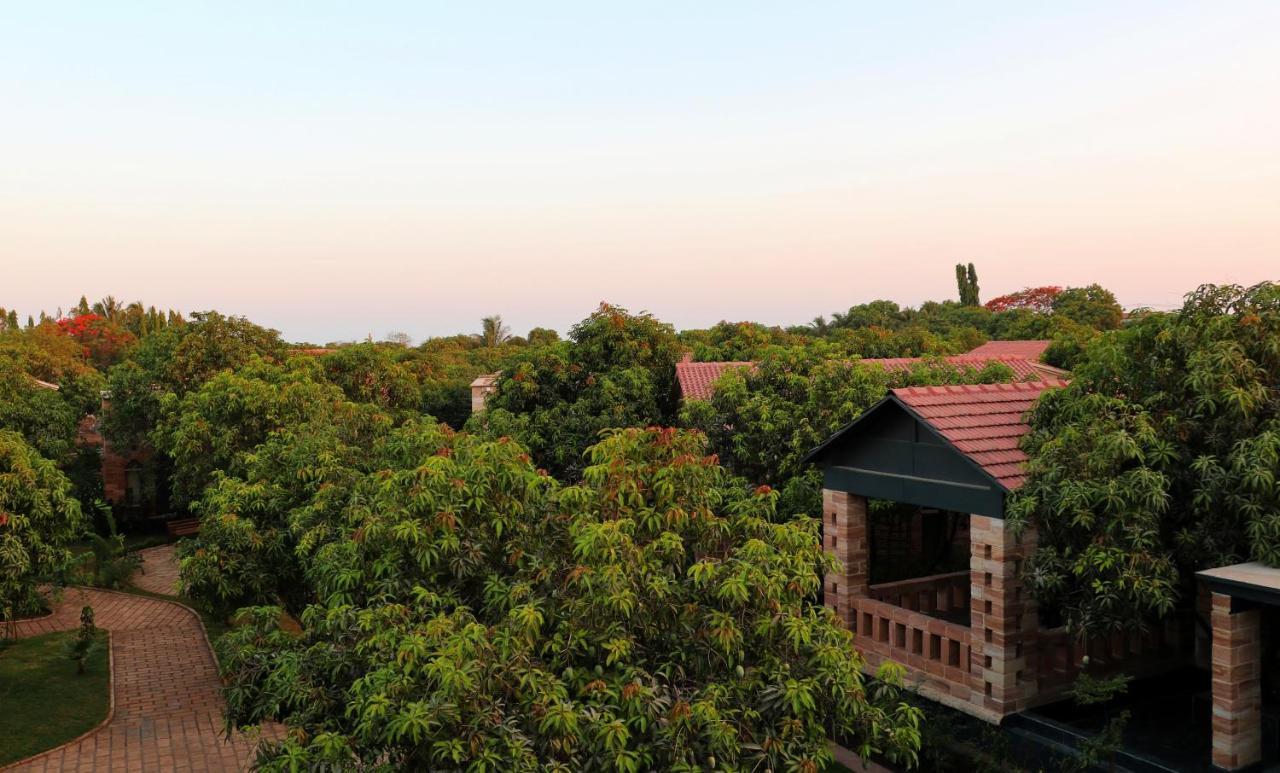 The Postcard Gir Wildlife Sanctuary Hotel Sasan Gir Exterior foto